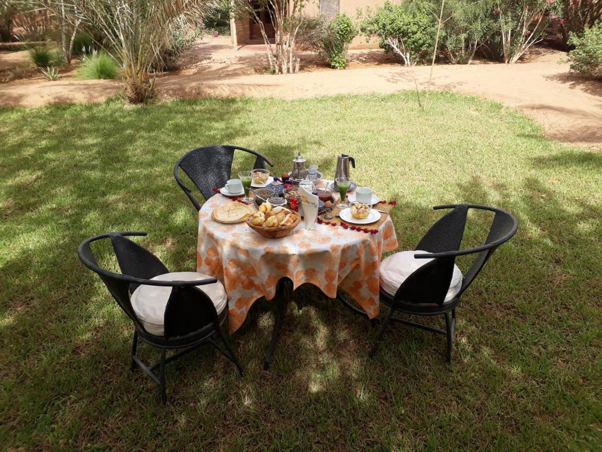 Bed and Breakfast Dar Paru M'Hamid Esterno foto