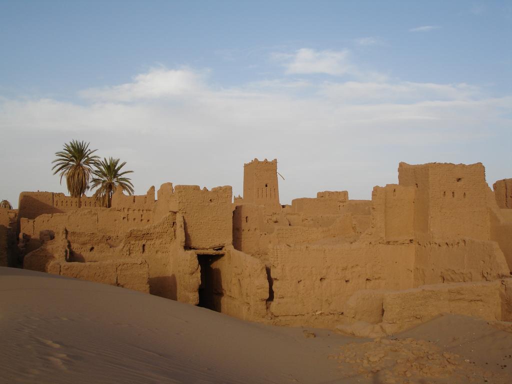 Bed and Breakfast Dar Paru M'Hamid Esterno foto