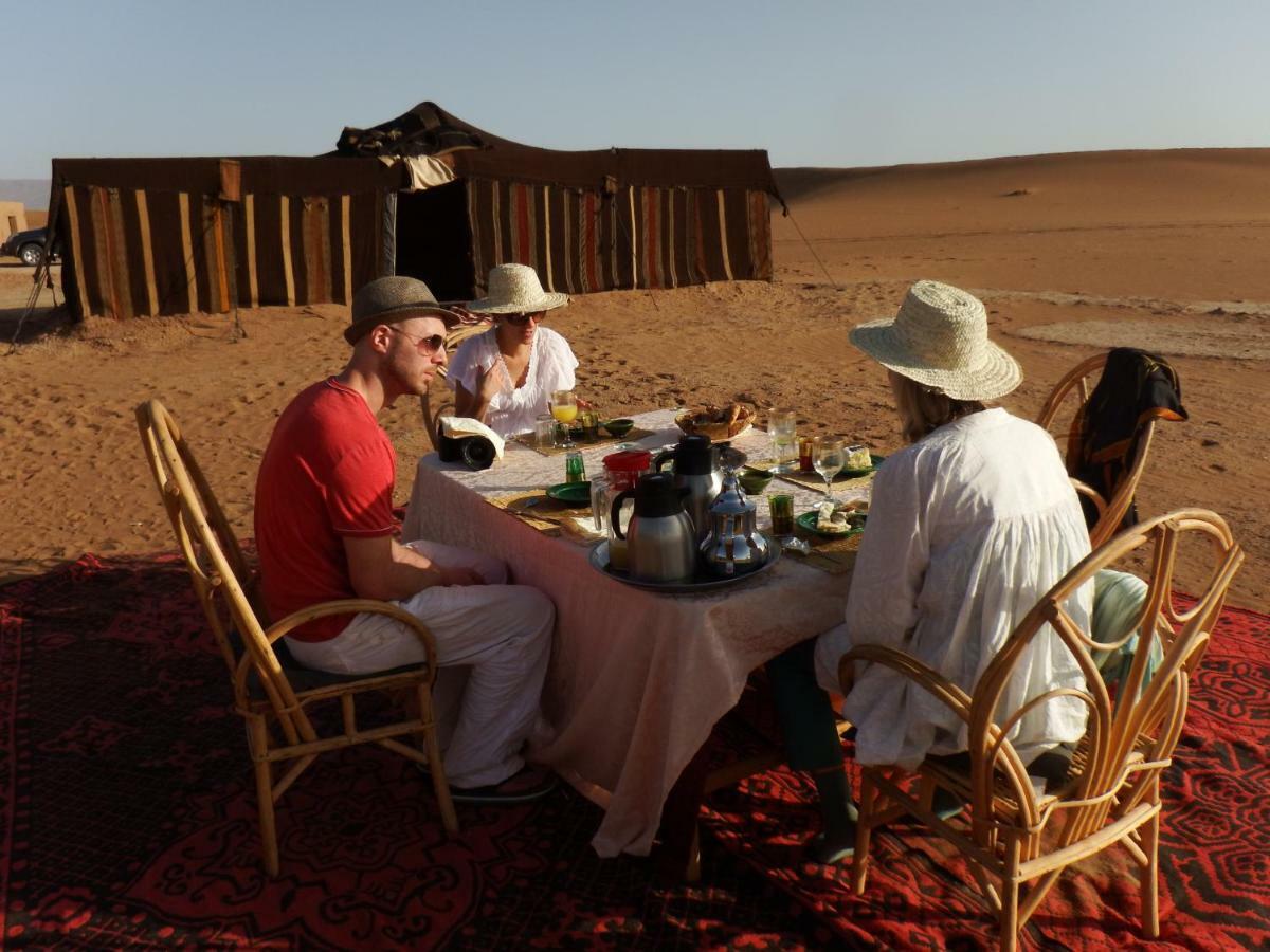 Bed and Breakfast Dar Paru M'Hamid Esterno foto
